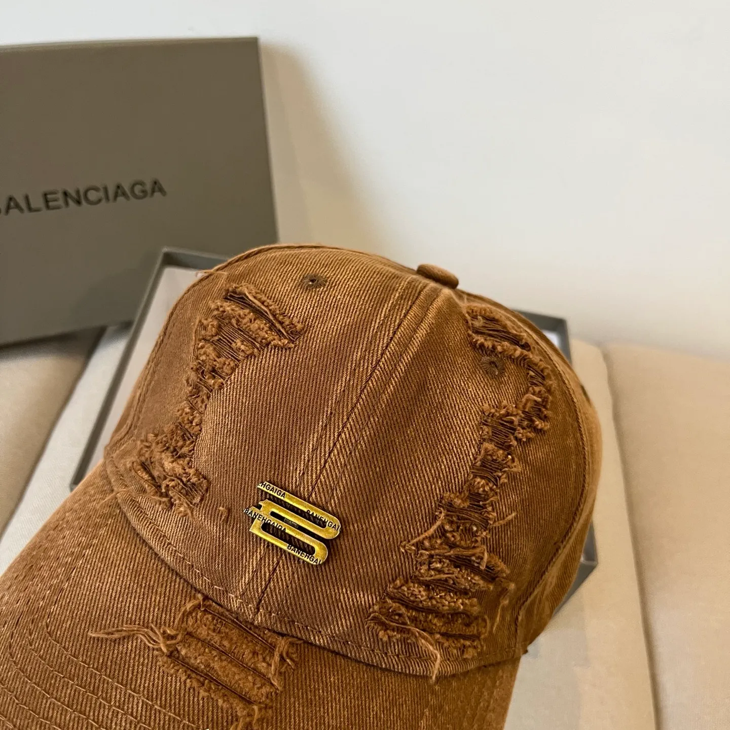 P60💰BALENCIAGA new logo baseball cap, cool colors, different styles for men and women, the first batch will be shipped first! A must-buy for Paris fans!