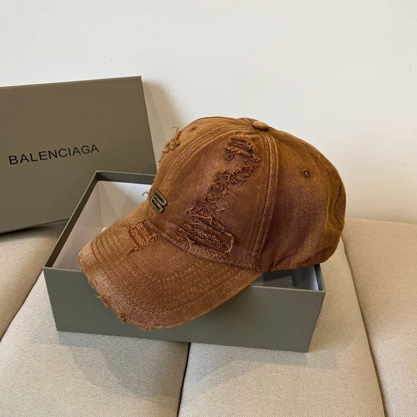 P60💰BALENCIAGA new logo baseball cap, cool colors, different styles for men and women, the first batch will be shipped first! A must-buy for Paris fans!