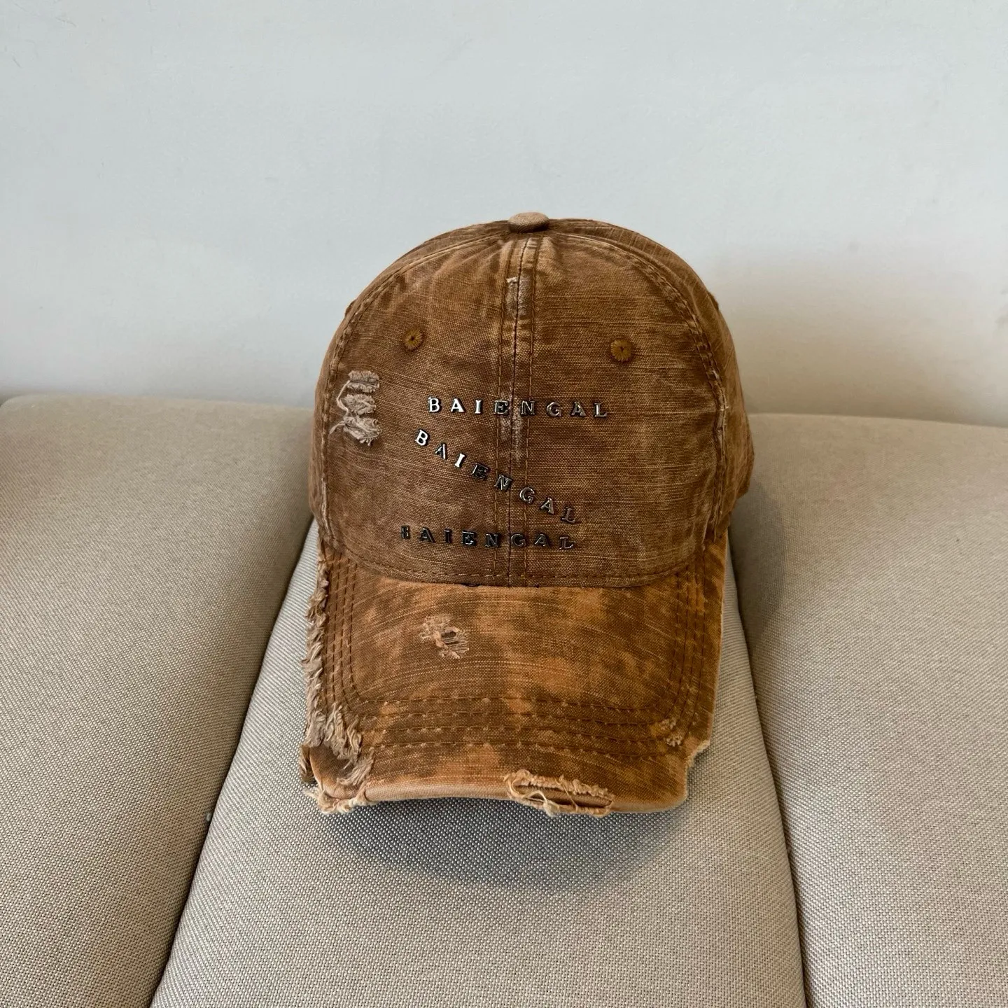 P64 BALENCIAGA Balenciaga's new logo baseball cap, cool colors, different styles for men and women, the first batch will be shipped first! A must-buy for Paris fans!