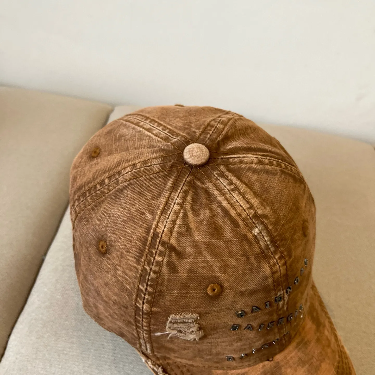 P64 BALENCIAGA Balenciaga's new logo baseball cap, cool colors, different styles for men and women, the first batch will be shipped first! A must-buy for Paris fans!