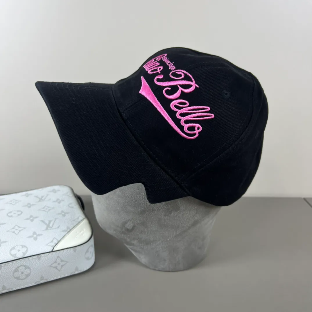 60💰BALENCIAGA Balenciaga’s new logo baseball cap, cool colors, different styles for men and women, the first batch will be shipped first! A must-buy for Paris fans!