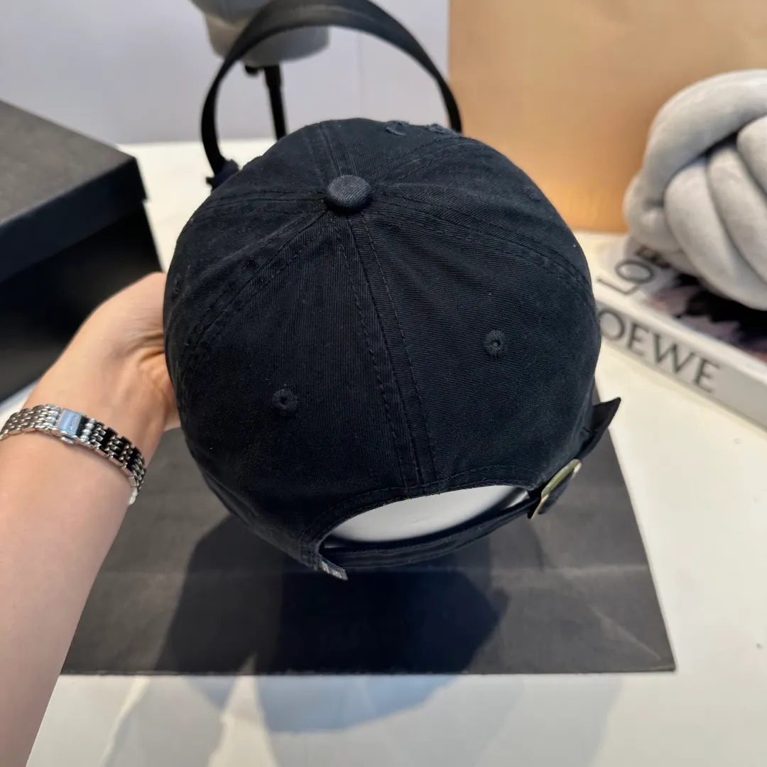 P56 BALENCIAGA Balenciaga's new washed baseball cap, cool colors, different styles for men and women, the first batch will be shipped first!