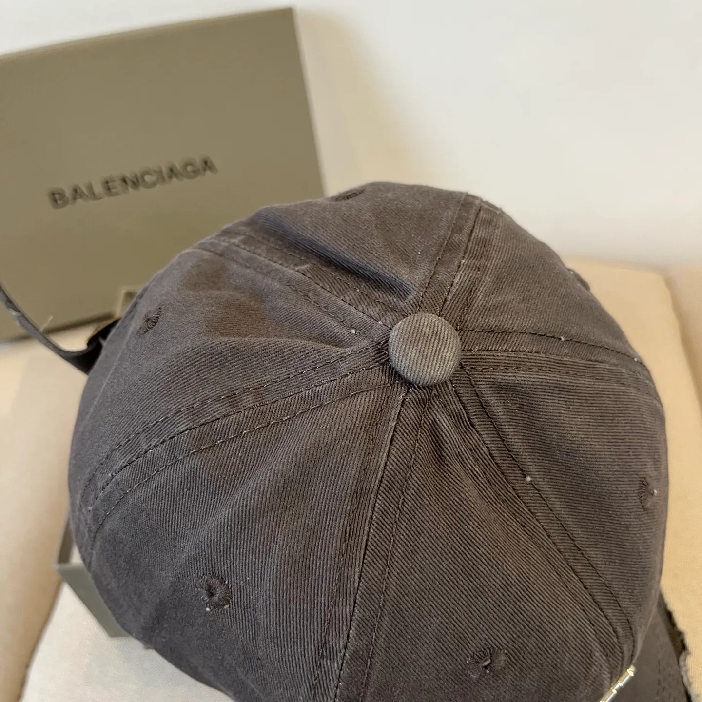 P60💰BALENCIAGA new logo baseball cap, cool colors, different styles for men and women, the first batch will be shipped first! A must-buy for Paris fans!