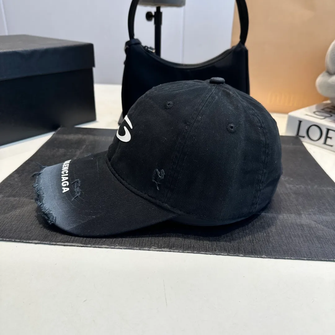 P56 BALENCIAGA Balenciaga's new washed baseball cap, cool colors, different styles for men and women, the first batch will be shipped first!