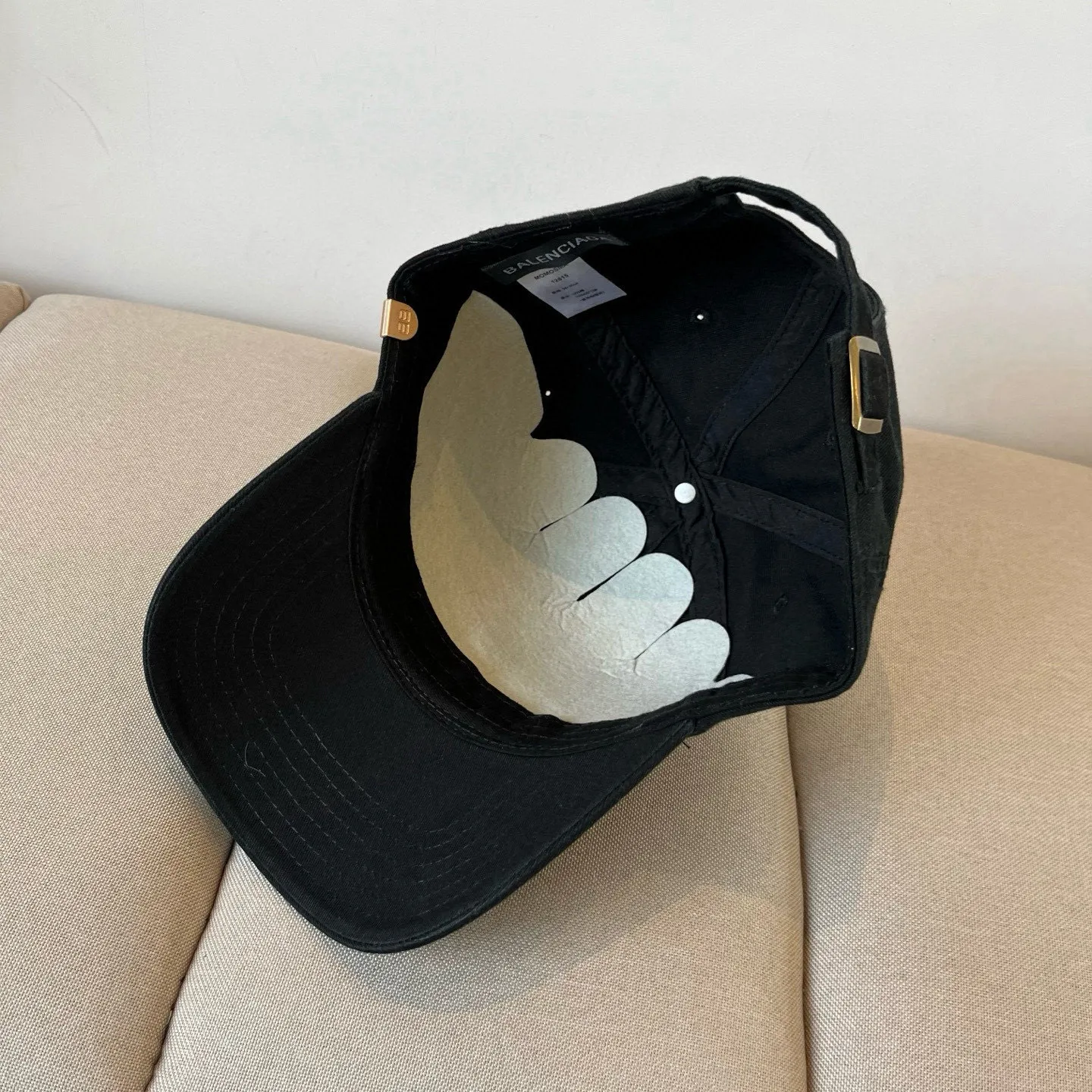 P60 BALENCIAGA new logo baseball cap, cool colors, different styles for men and women, the first batch will be shipped first! A must-buy for Paris fans!
