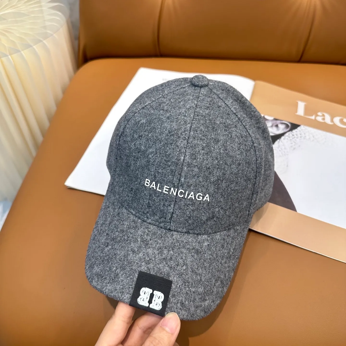 P60 💛 Comes with dust bag. [Balenciaga] 2025 new cashmere simple baseball cap, unisex ~ cool and handsome on the street