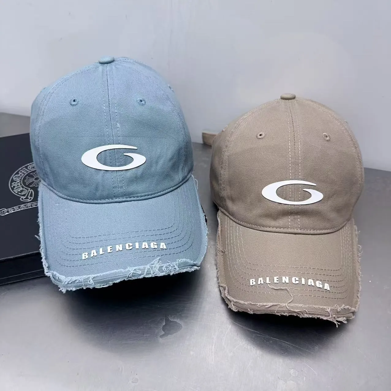 Private message for price inquiry! Spring and summer style raw edge Balenciaga baseball cap