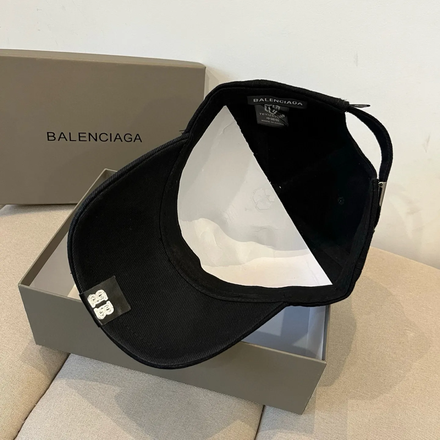 P60💰BALENCIAGA new logo baseball cap, cool colors, different styles for men and women, the first batch will be shipped first! A must-buy for Paris fans!