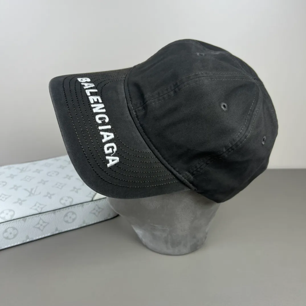 50💰BALENCIAGA new logo baseball cap, cool colors, different styles for men and women, the first batch will be shipped first! A must-buy for Paris fans!