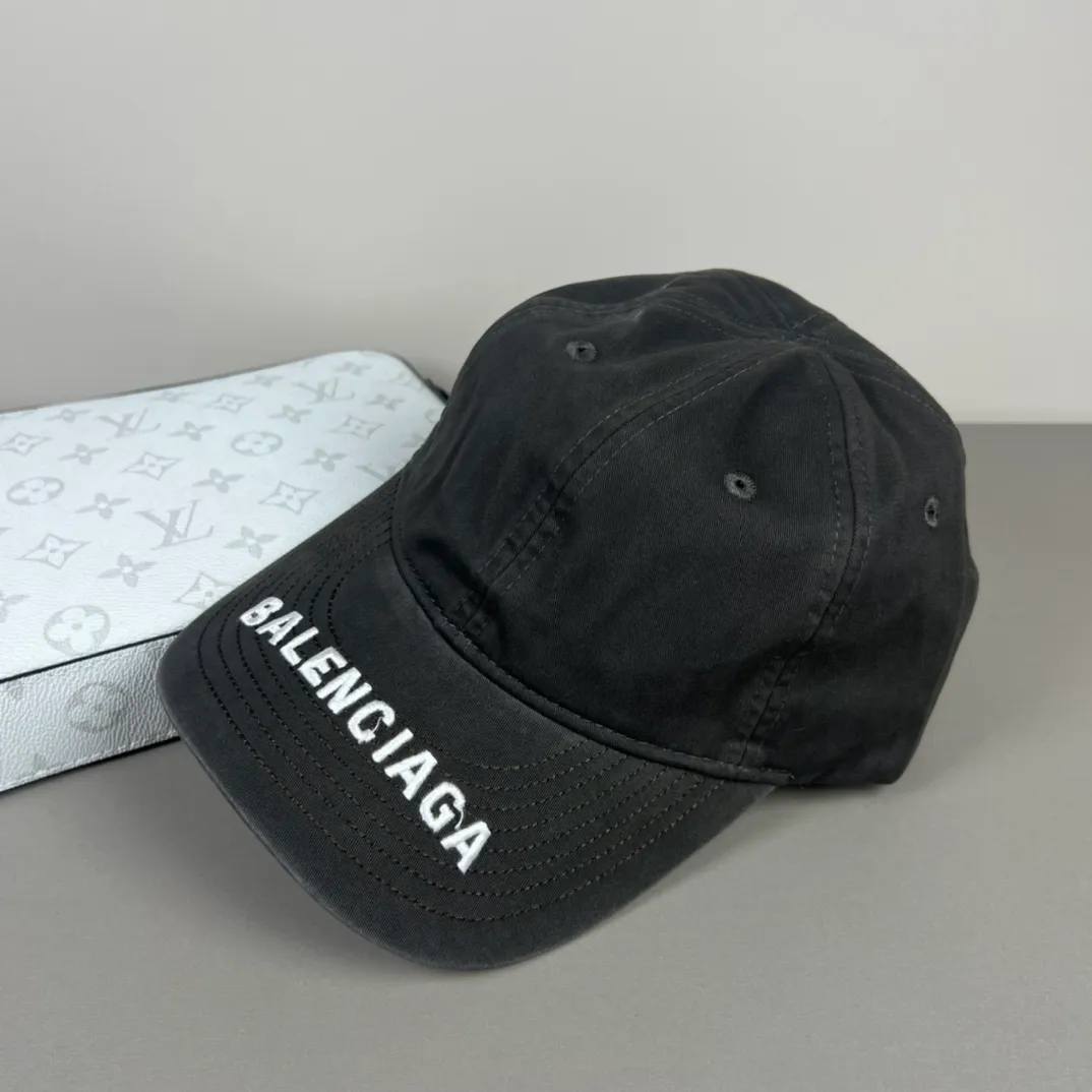 50💰BALENCIAGA new logo baseball cap, cool colors, different styles for men and women, the first batch will be shipped first! A must-buy for Paris fans!