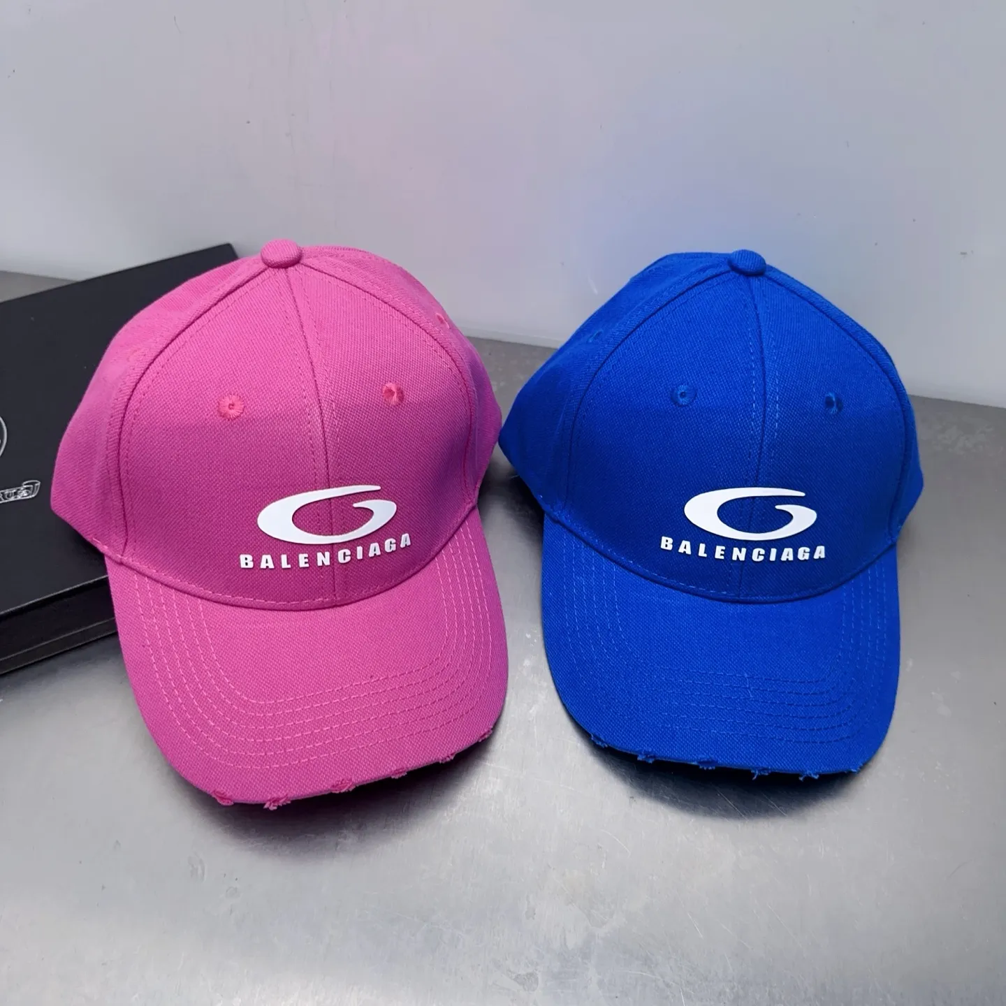 Hard top hole Balenciaga baseball cap