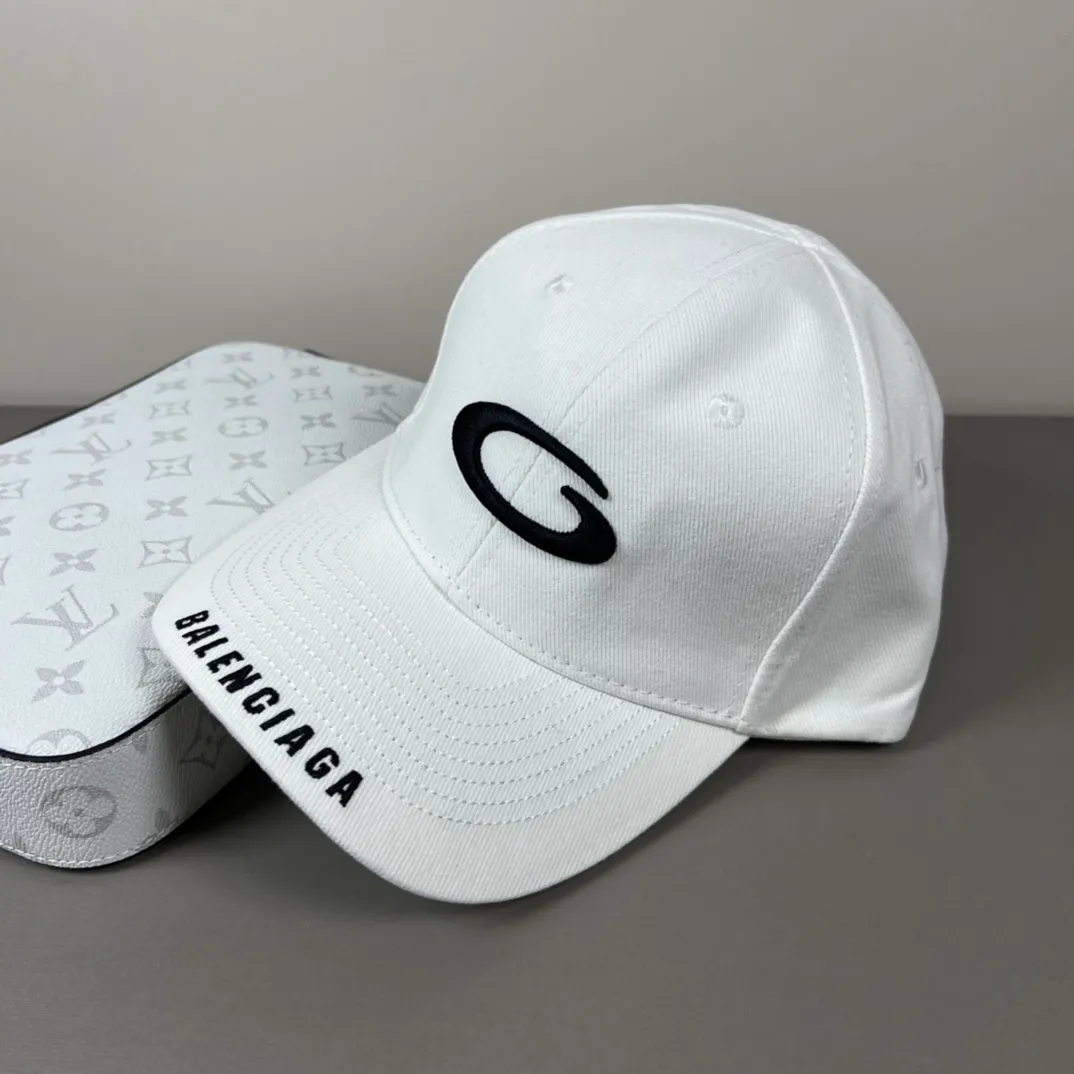 P46 Balenclaga official website new product Balenciaga new baseball cap ready for delivery in seconds🧢Simple, fashionable, super invincible and beautiful hat! Couple style! The advantages of the original product compared to other hats,