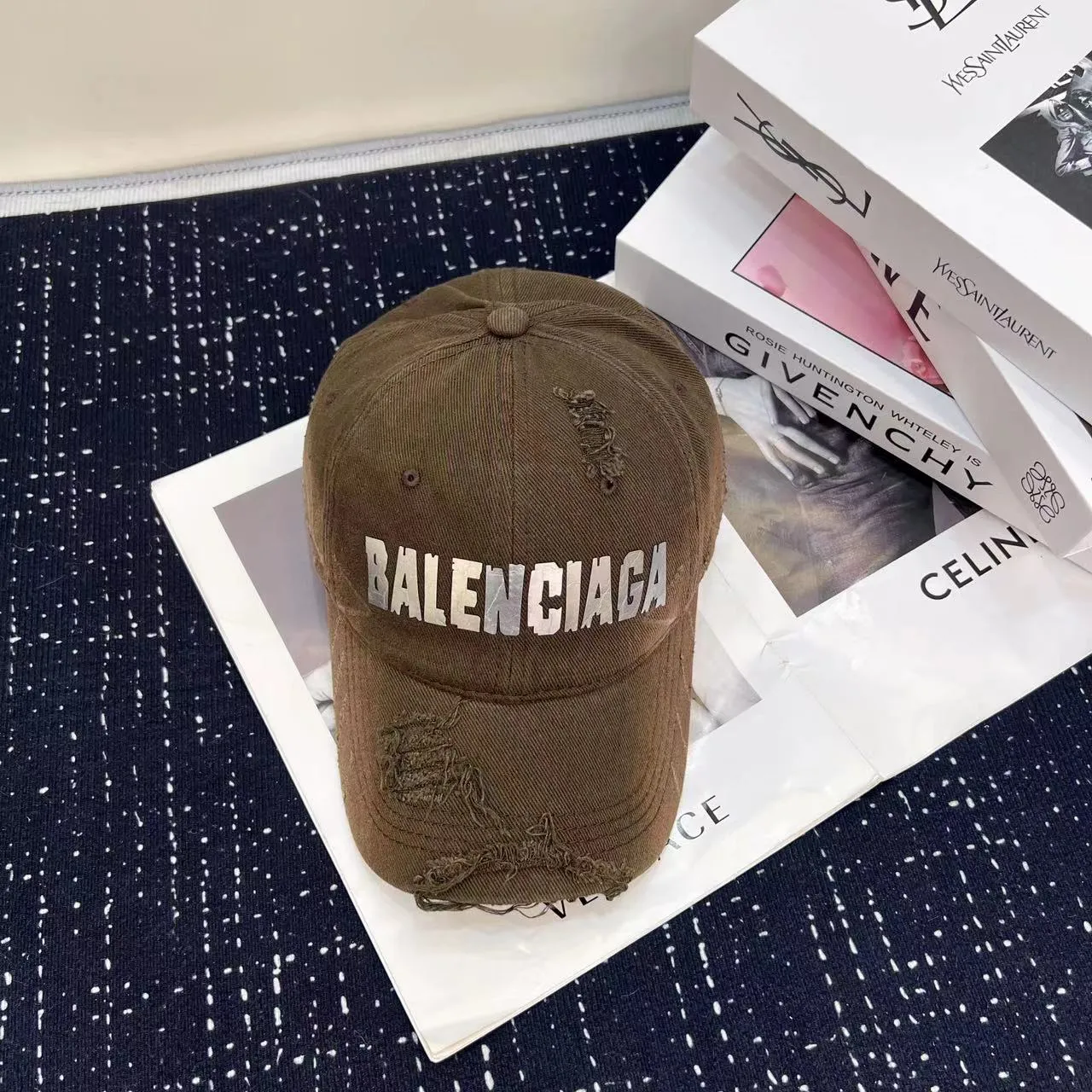 ❤Balenciaga baseball cap🔥
