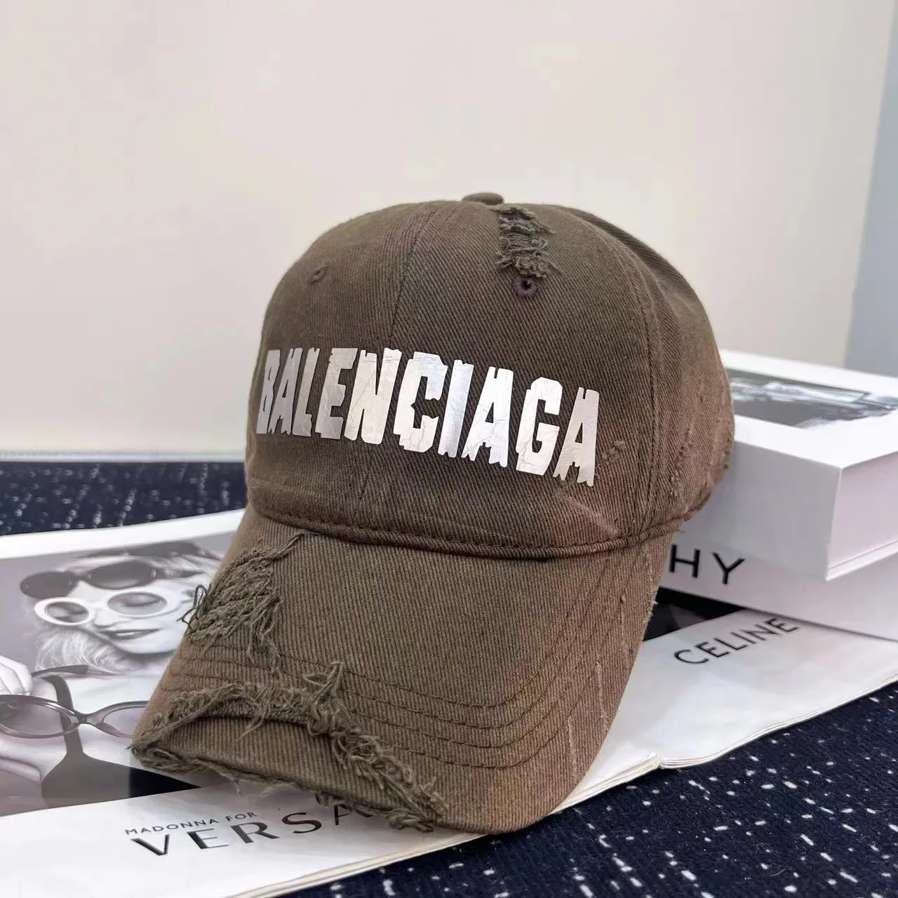❤Balenciaga baseball cap🔥