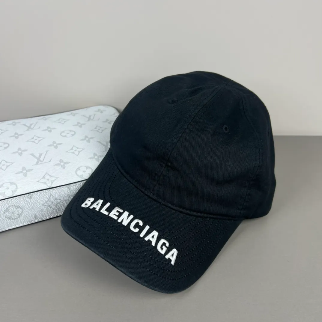 50💰BALENCIAGA new logo baseball cap, cool colors, different styles for men and women, the first batch will be shipped first! A must-buy for Paris fans!