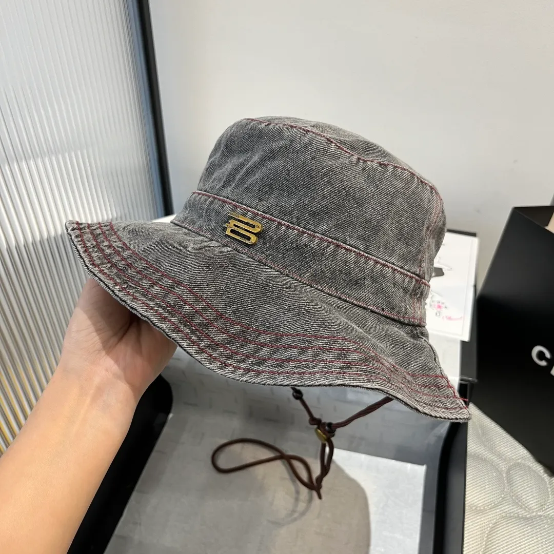 💰100¥ Balenciaga denim bucket hat, head circumference 57cm