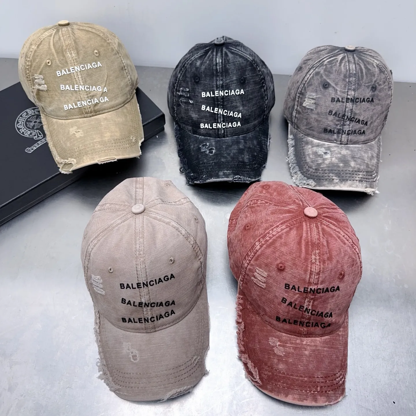 Welcome to inquire, Paris-based washable hole baseball cap