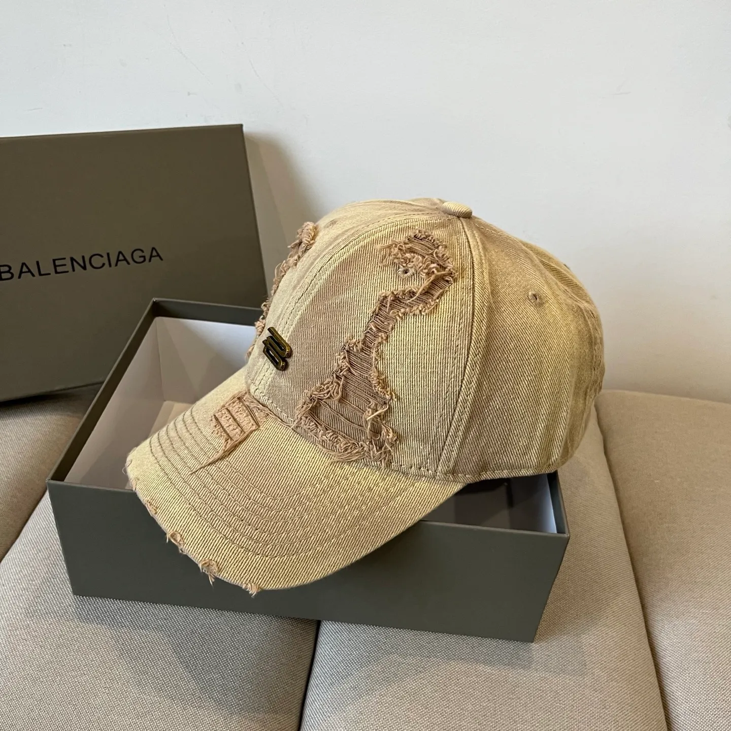 P60💰BALENCIAGA new logo baseball cap, cool colors, different styles for men and women, the first batch will be shipped first! A must-buy for Paris fans!