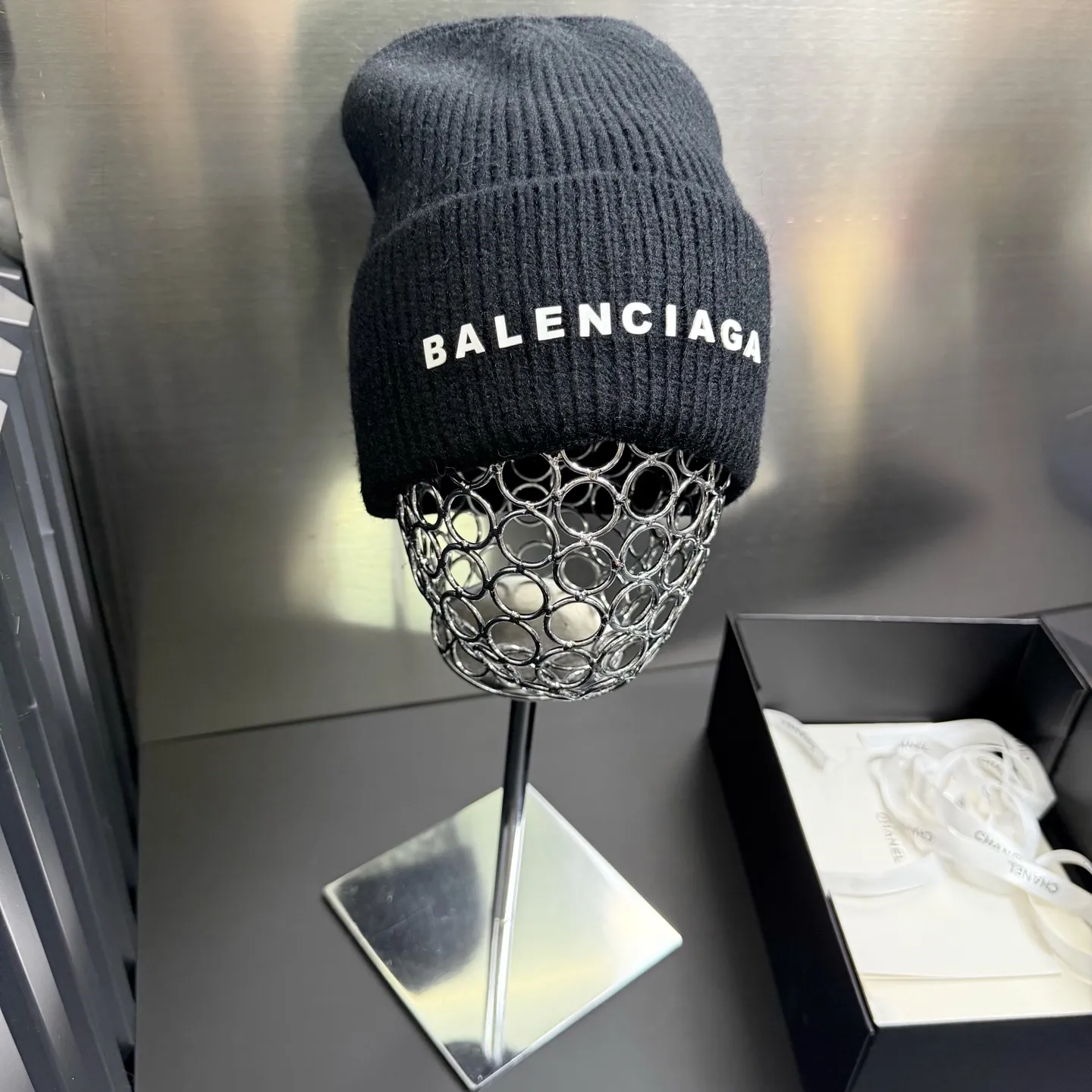 Balenciaga’s popular cold hat🔥🔥