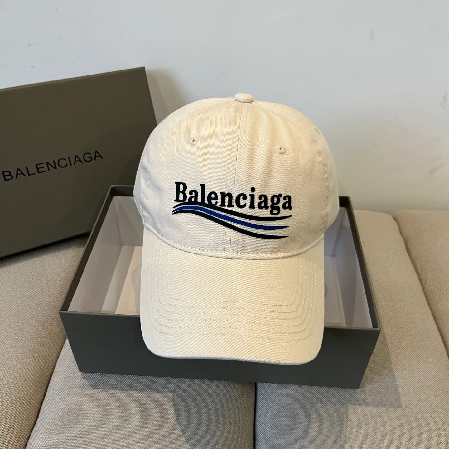 P50💰BALENCIAGA new logo baseball cap, cool colors, different styles for men and women, the first batch will be shipped first! A must-buy for Paris fans!