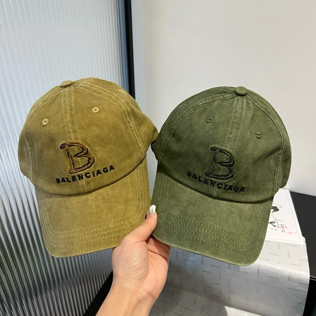 💰60¥ Balenciaga new baseball cap, head circumference 57cm