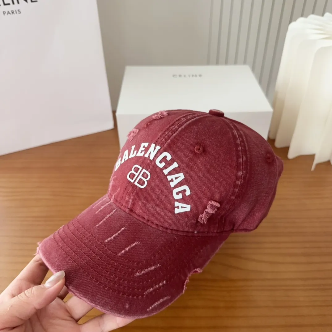💰60 Balencia*a new baseball cap 🧢Simple, fashionable, super invincible and beautiful hat