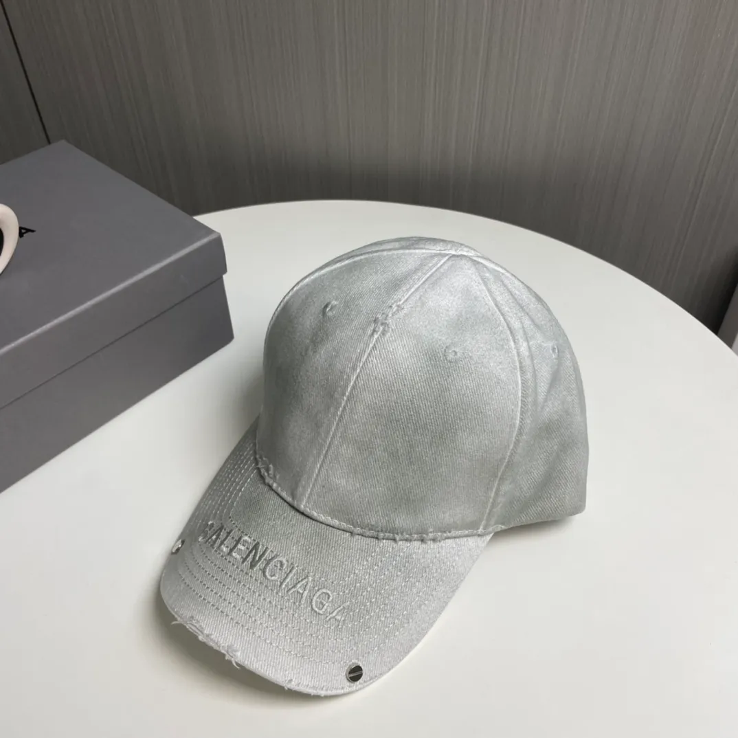 P70 BALENCIAGA new logo baseball cap, cool colors, different styles for men and women, the first batch will be shipped first! A must-buy for Paris fans!
