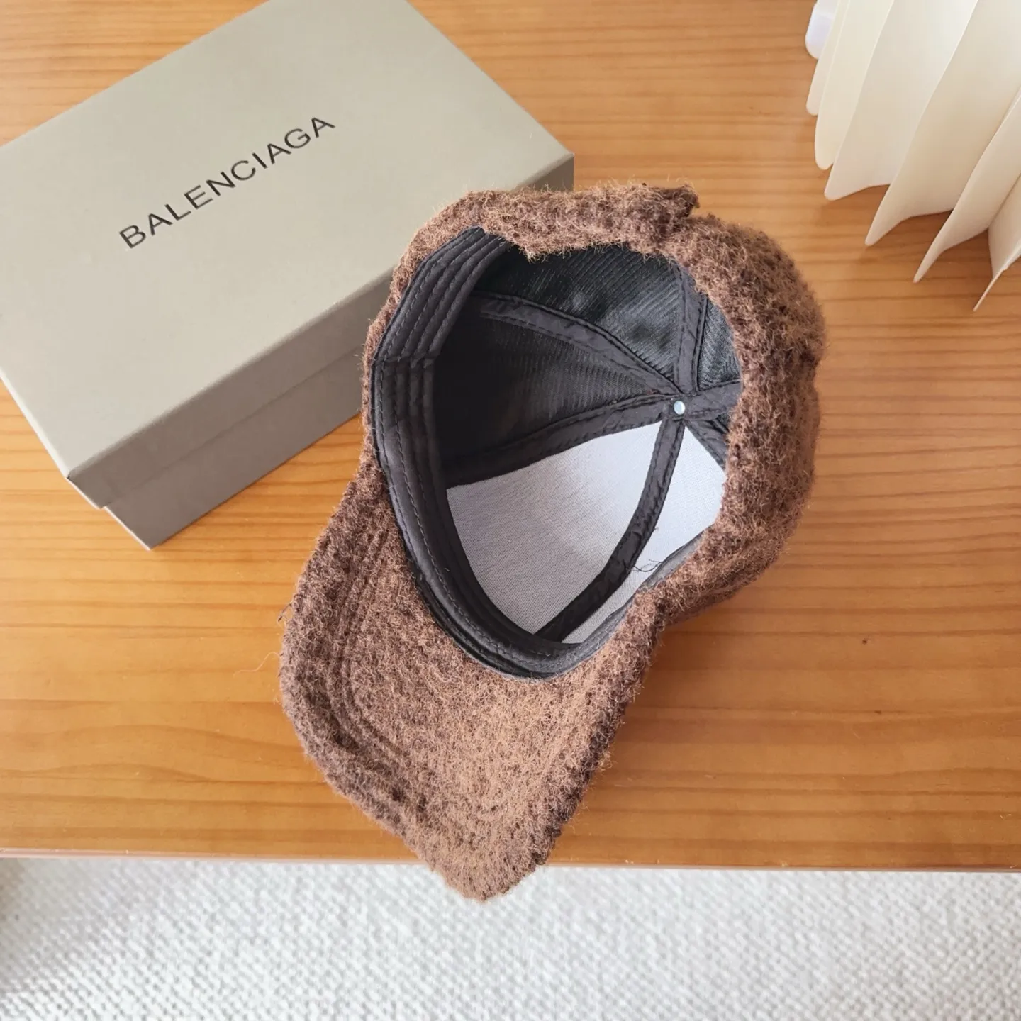 💰50 sun protection and sun protection tools｜New sun visor Paris* bucket hat, classic trendy and cool style, so nice👍😍 It’s so good-looking that you don’t need it 😉 Huge sun protection ❗️ Huge versatility ❗️ Huge face, small face 😉