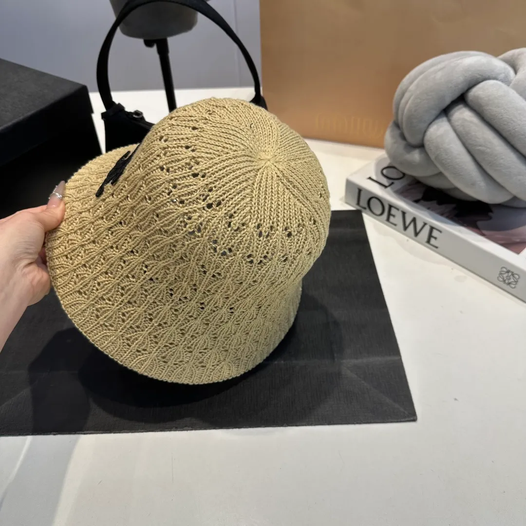 P56 Celine new knitted hand hat, hand hook fisherman hat, head circumference 57cm