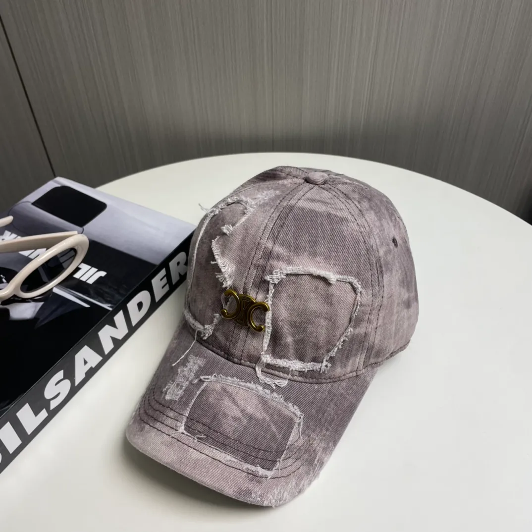 P76💛CELINE 25 Spring Washed Baseball Cap🧢 🔥New Baseball Cap🧢, a must-have when going out on the street, very easy to match, high quality, complete internal standards, get it now!