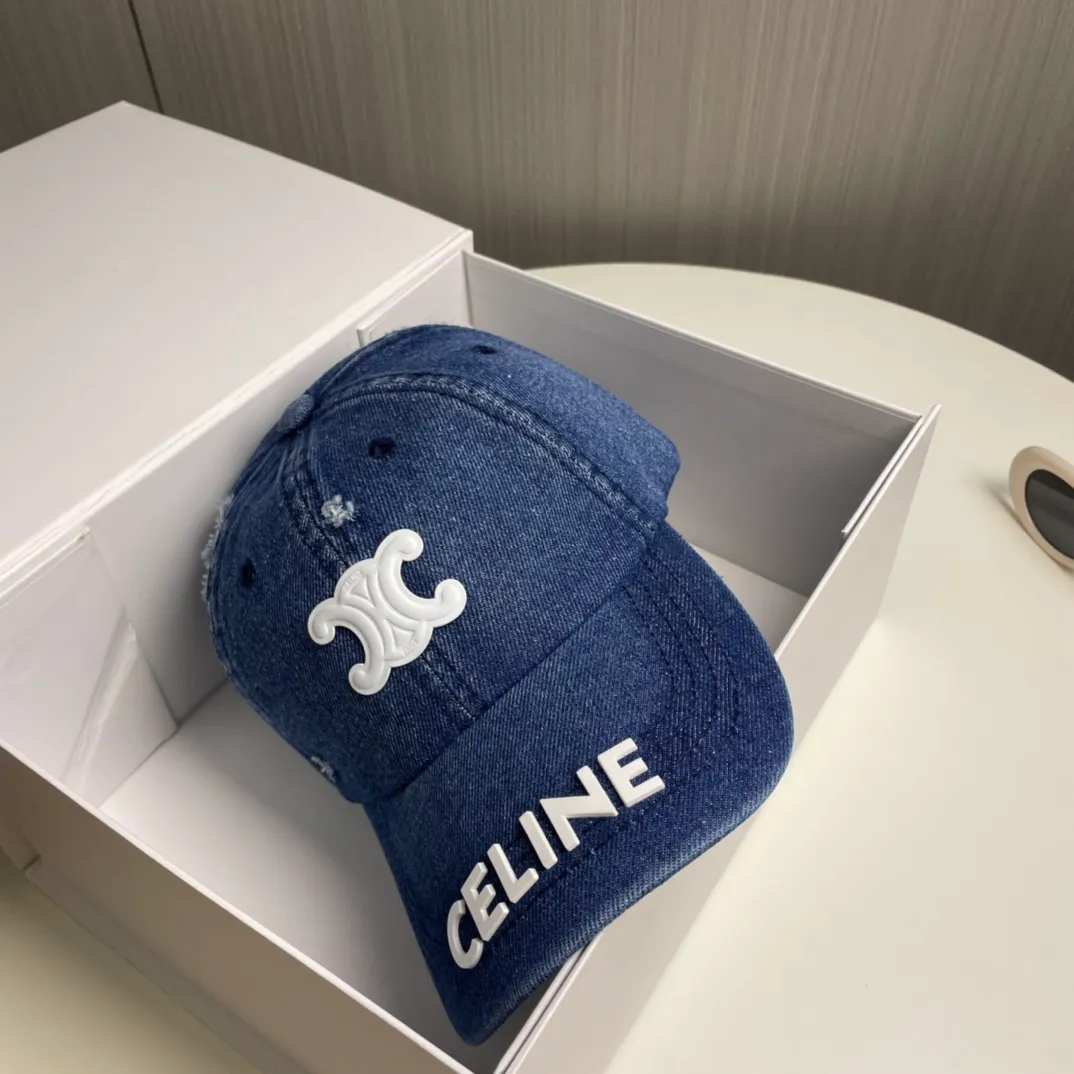 P56💛 Comes with dust bag [CELINE Celine] new denim baseball cap🧢, a must-have and easy to match when going out, hurry up and get it!