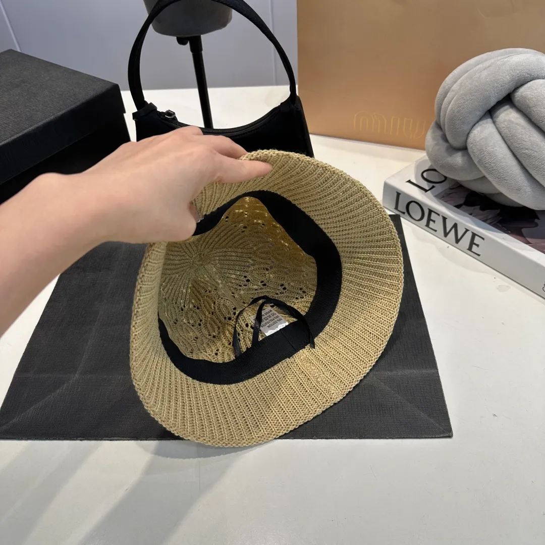 P56 Celine new knitted hand hat, hand hook fisherman hat, head circumference 57cm