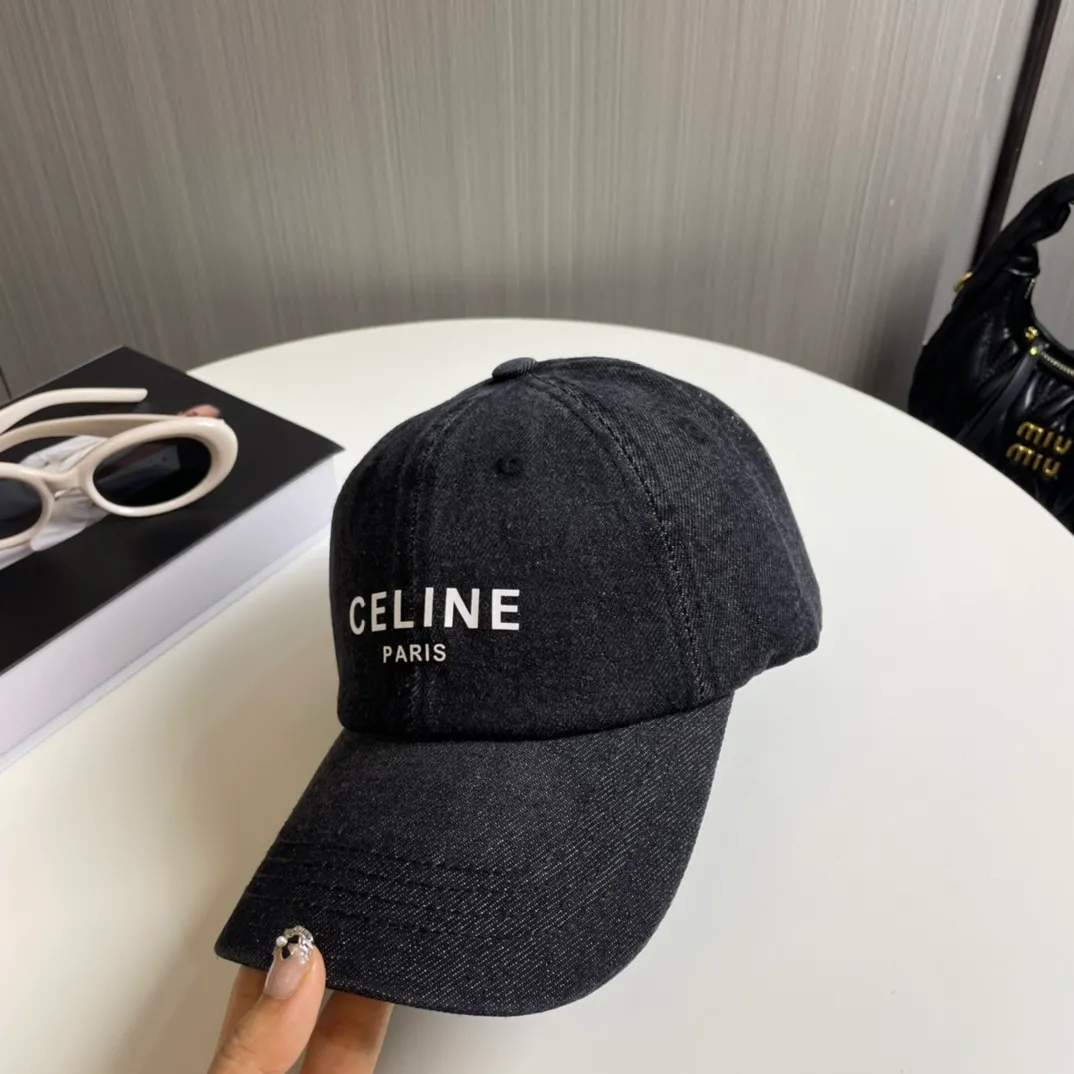 P60💛 Comes with dust bag [CELINE Celine] new denim baseball cap🧢, a must-have and easy to match when going out, hurry up and get it!