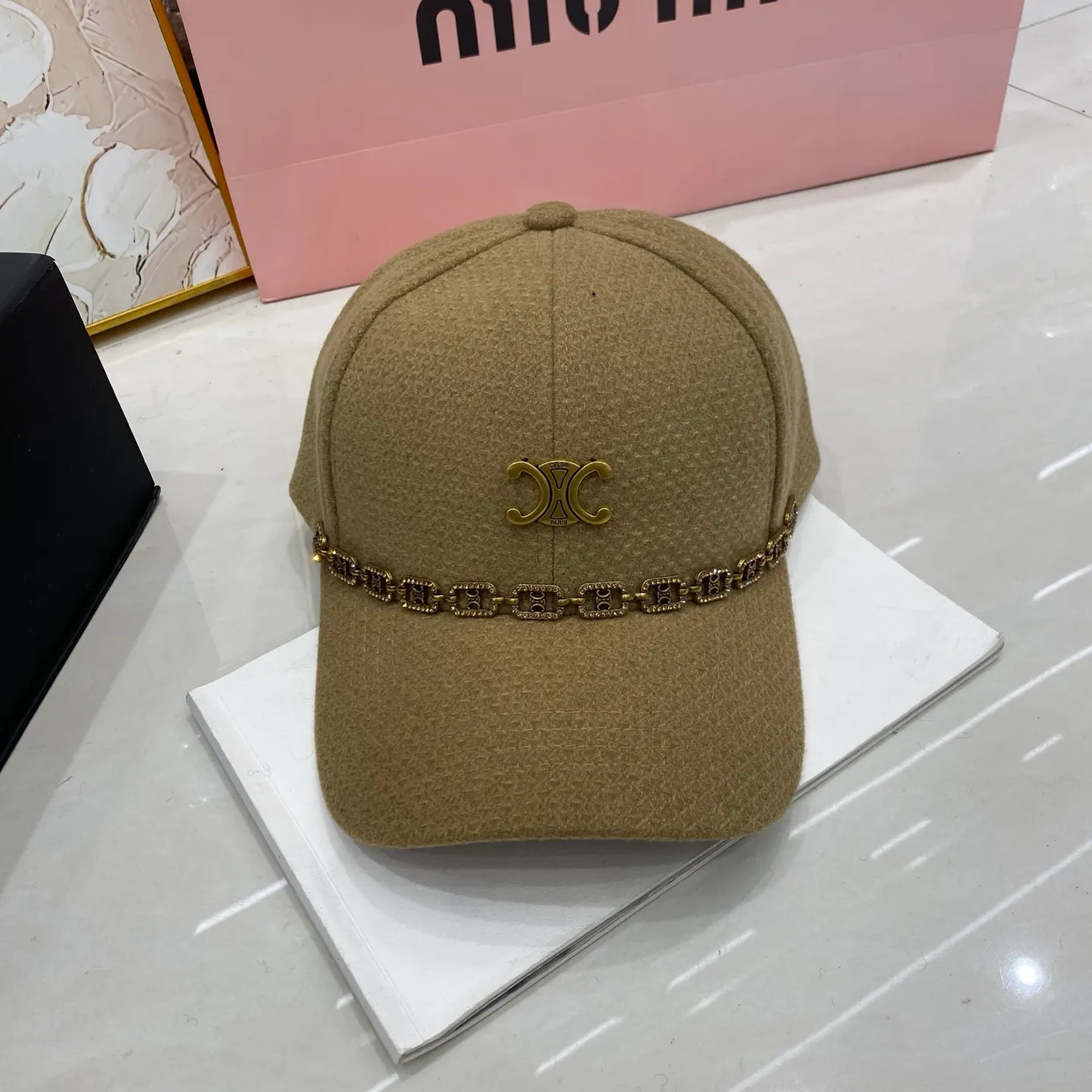 CELINE autumn and winter baseball cap