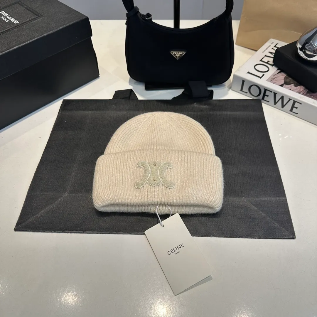 P54 Celine rabbit fur beanie