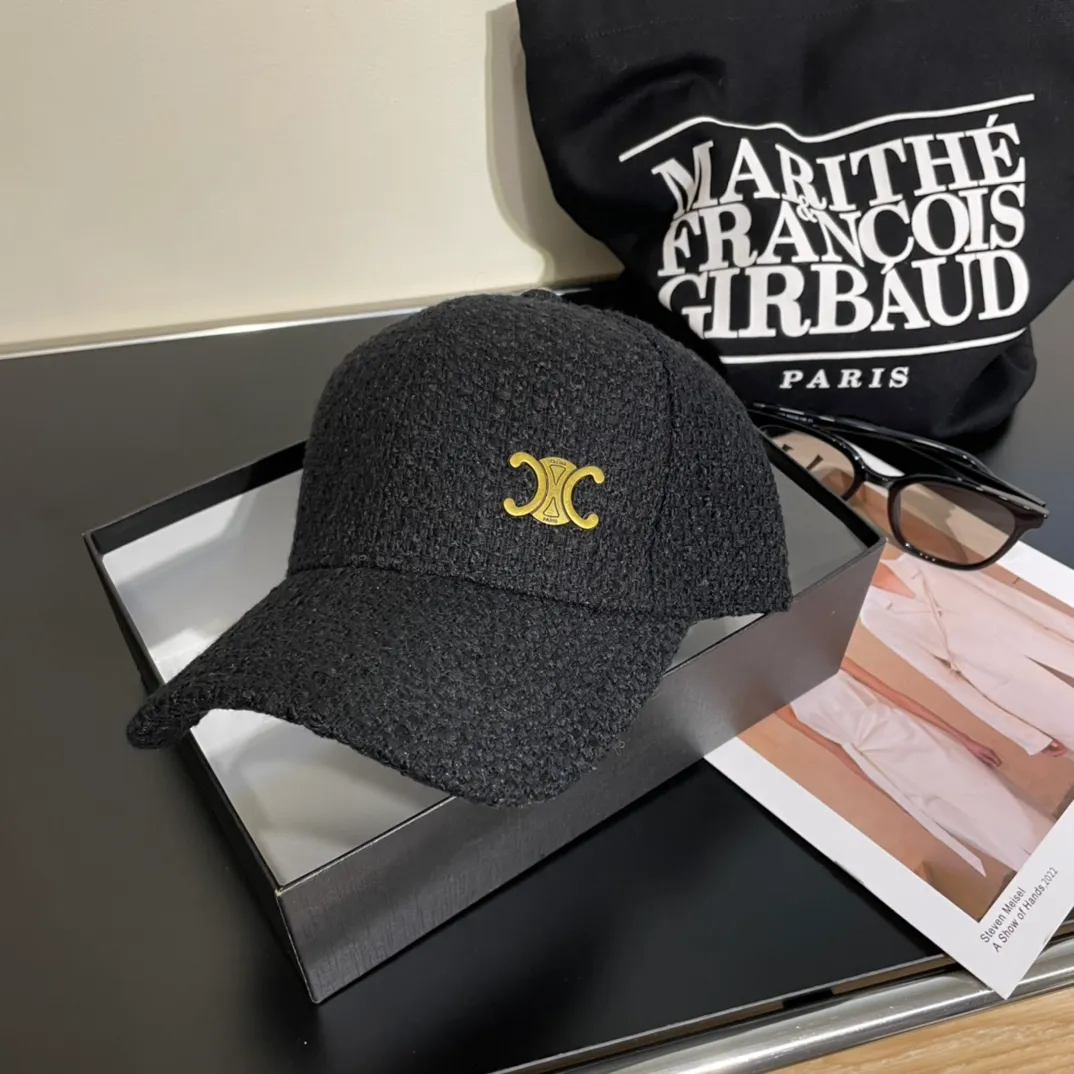P60 Celine's new counter synchronized small fragrance style tweed baseball cap🧢Full details, celebrity style, super brand, easy to match!