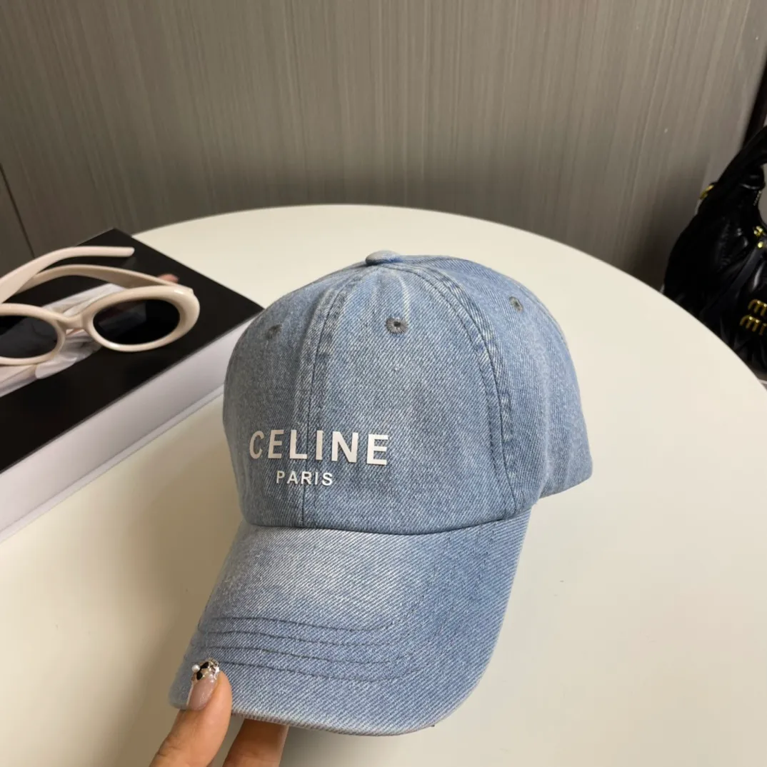 P70💛 Comes with dust bag [CELINE Celine] new denim baseball cap🧢, a must-have and easy to match when going out, hurry up and get it!