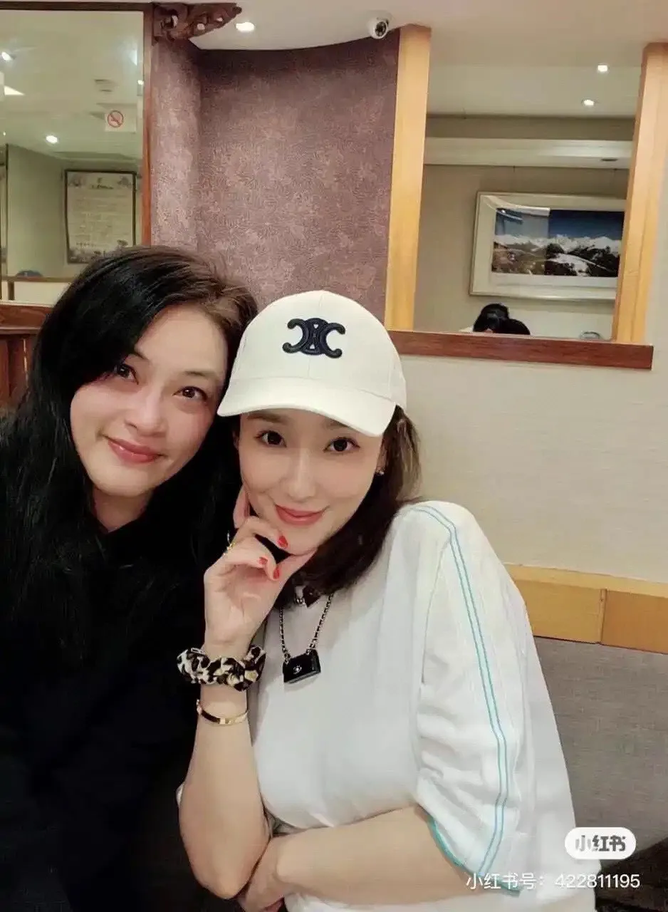 Celine high version baseball cap