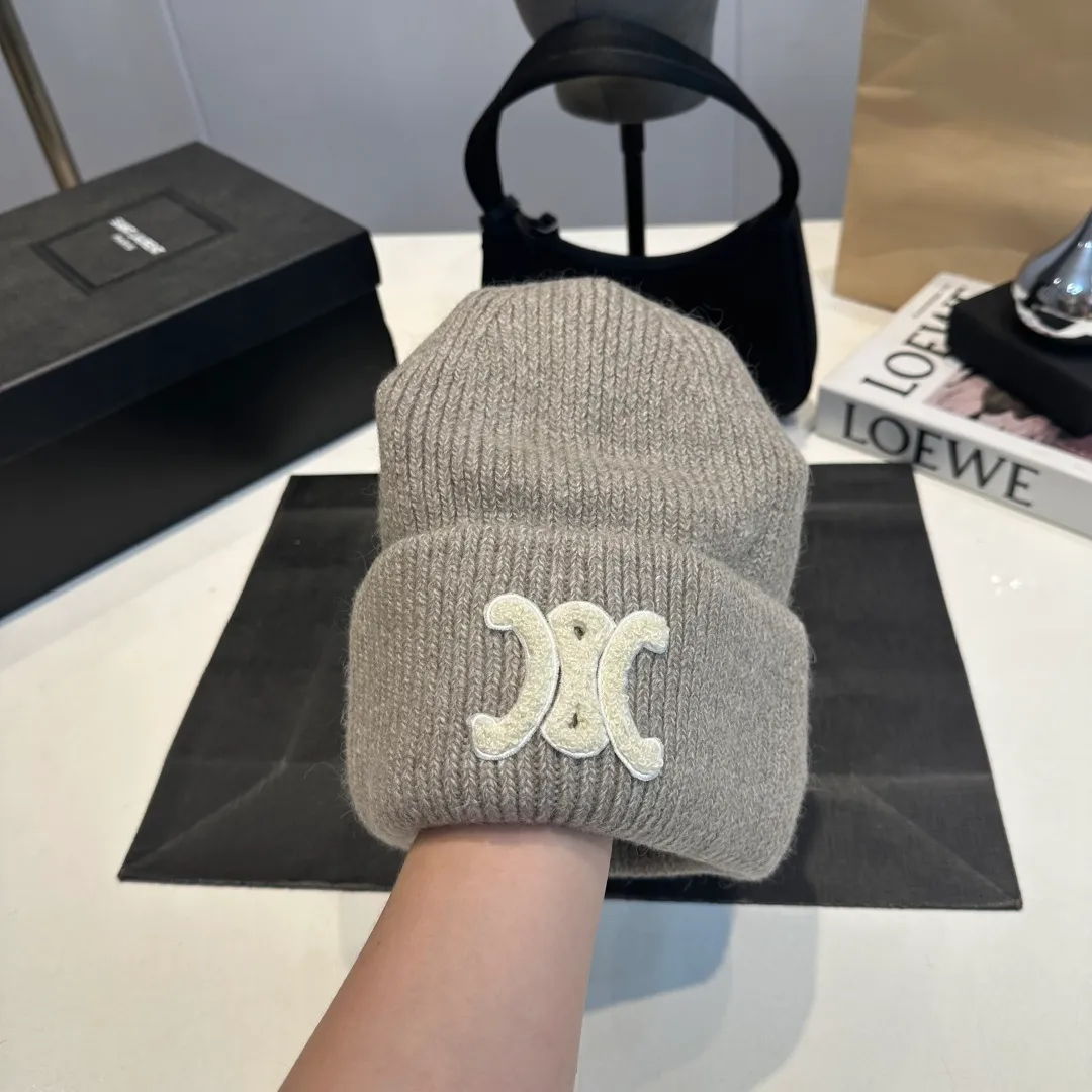 P54 Celine rabbit fur beanie