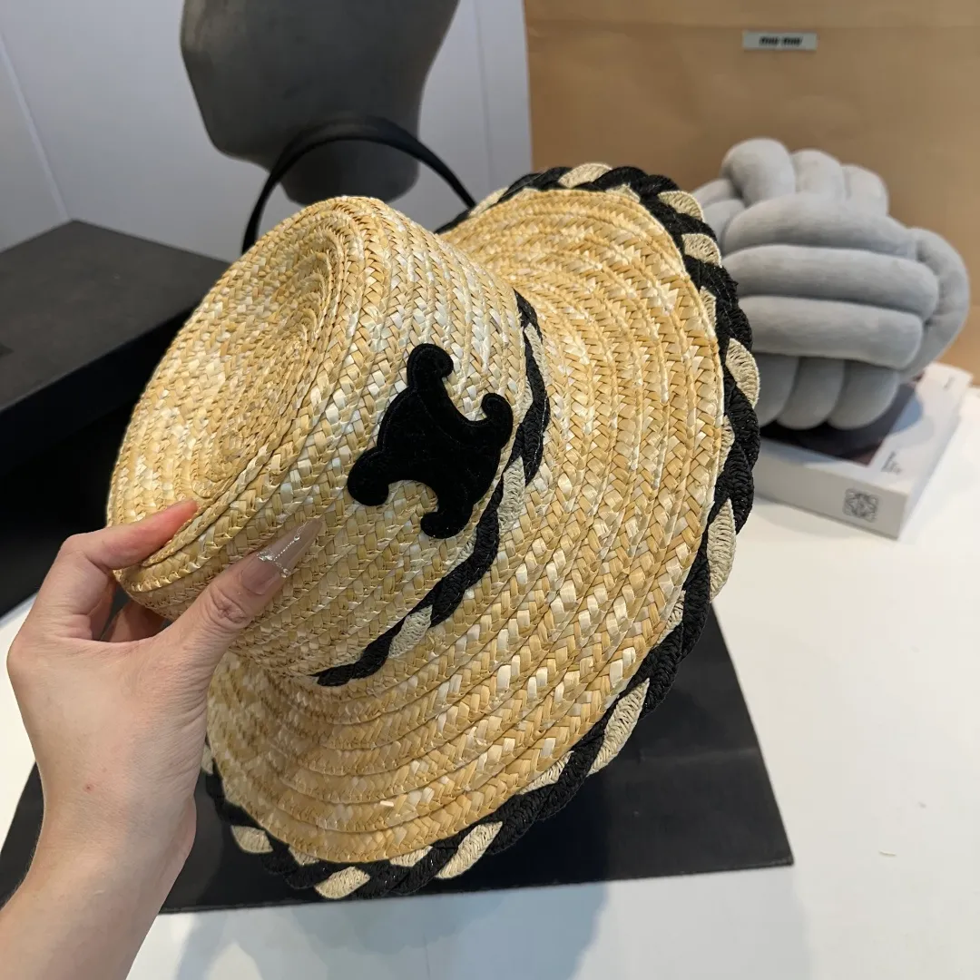 P130 Celine new straw hat, made of papyrus, foldable head circumference 57cm
