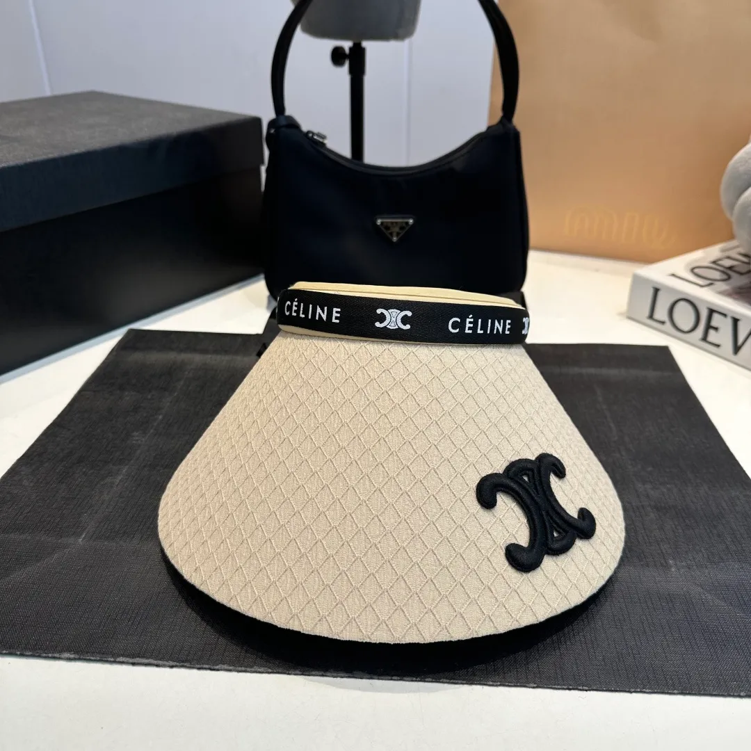 P54 Celine Arc de Triomphe empty top duck tongue sun hat for women spring and summer sun protection UV versatile straw hat letter new style