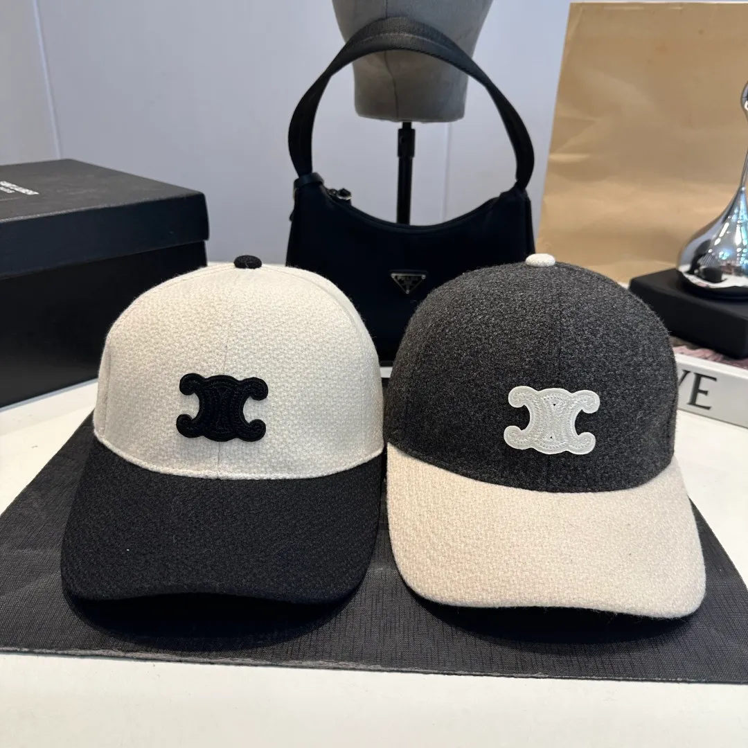 P54 CELINE's new classic casual and trendy baseball cap🧢Japanese and Korean style, looks great with any combination! A must-have when traveling
