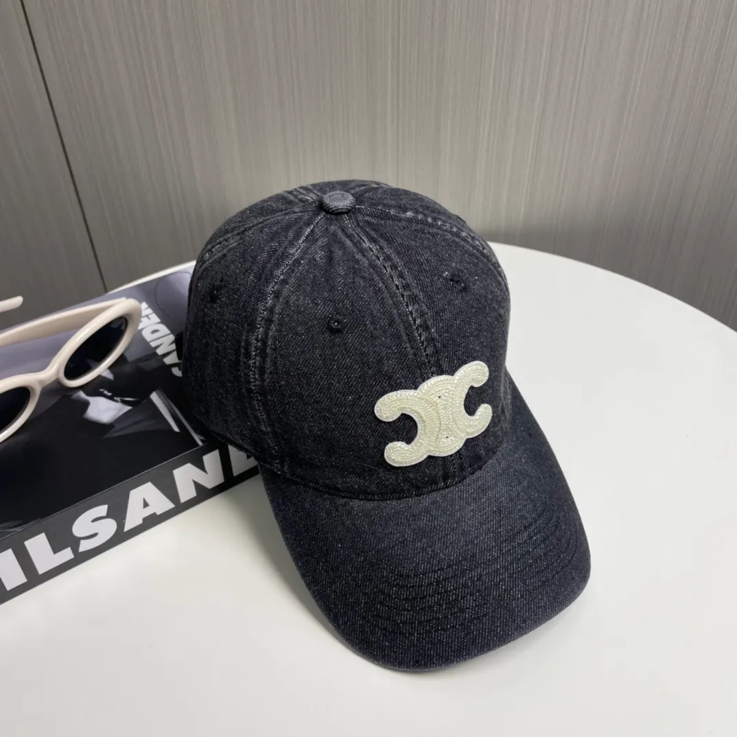 P50💛 Comes with dust bag [CELINE Celine] new denim baseball cap🧢, a must-have and easy to match when out on the street, get it now!