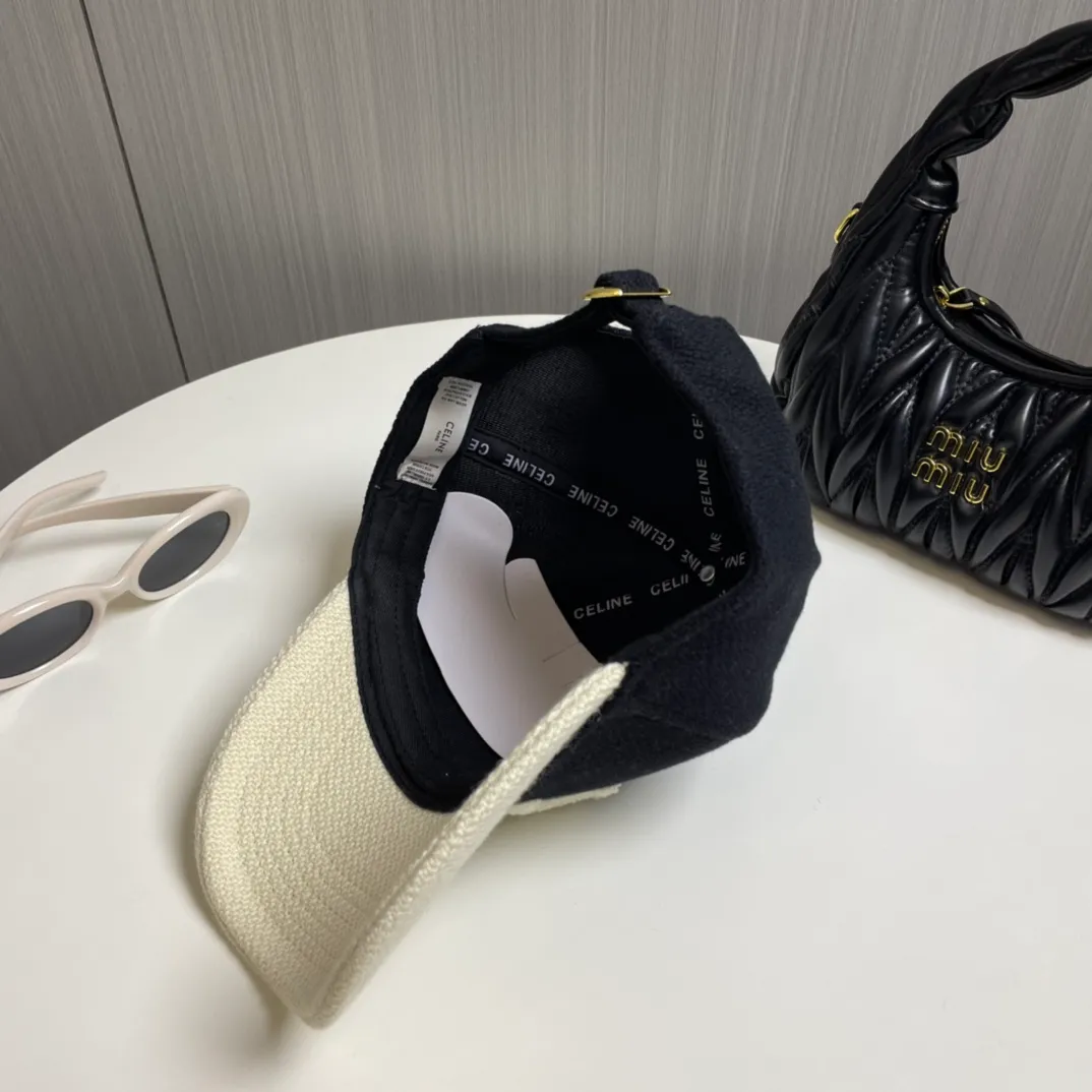 P86 CELINE · Celine's new fall and winter C letter embroidered baseball cap 🧢 Top version 👍 Purchased from ZP to make a pattern, and the hat shape is completely customized according to ZP 2:1. Custom woven wool fabric, super textured! The letter C distinguishes the market version, the size and the texture of the looped hair are all restored. The hardware adjustment buckle is custom-molded and has a logo. Customized logo webbing inside the hat, all details restored💯 ⚠️Size: One size fits all and adjustable!