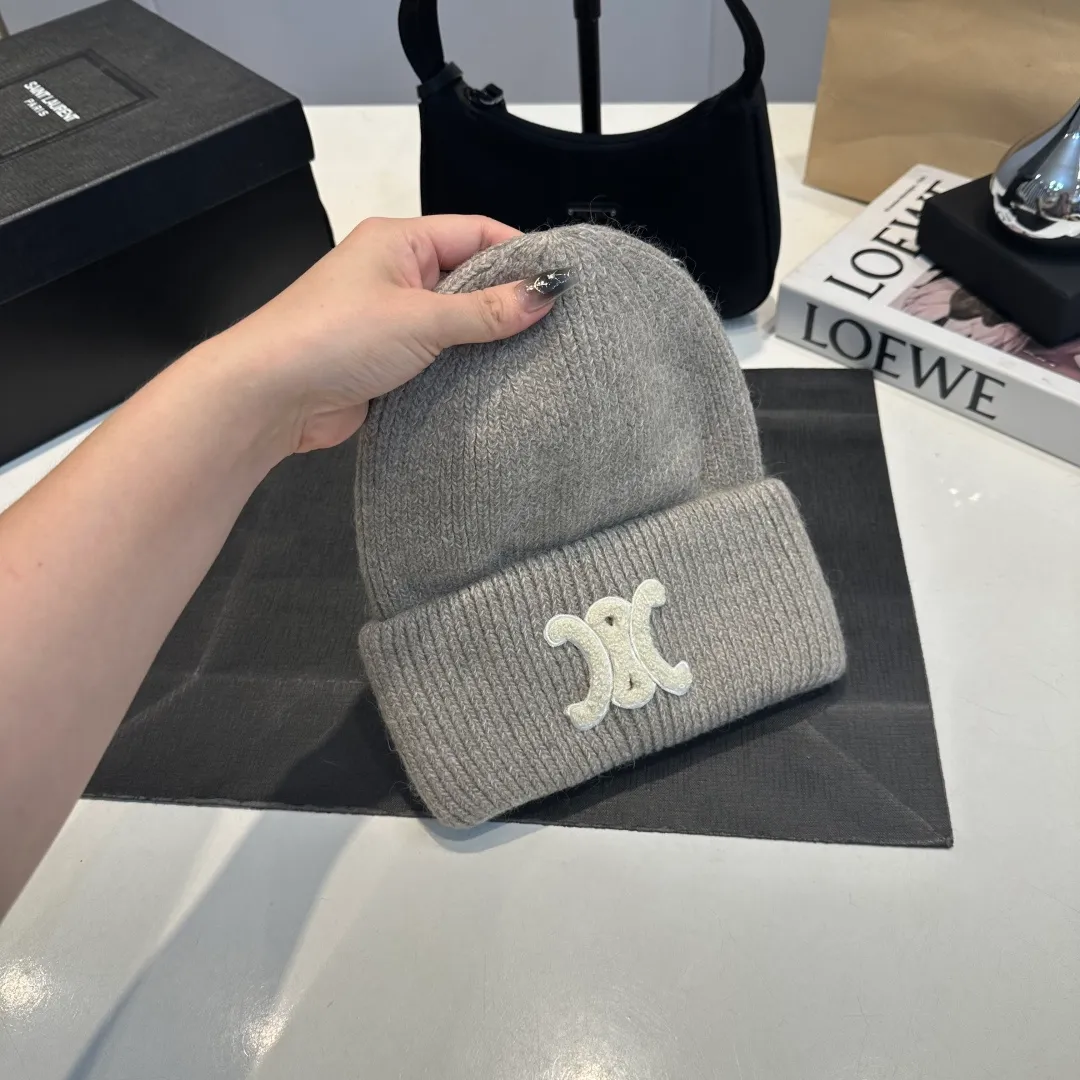 P54 Celine rabbit fur beanie