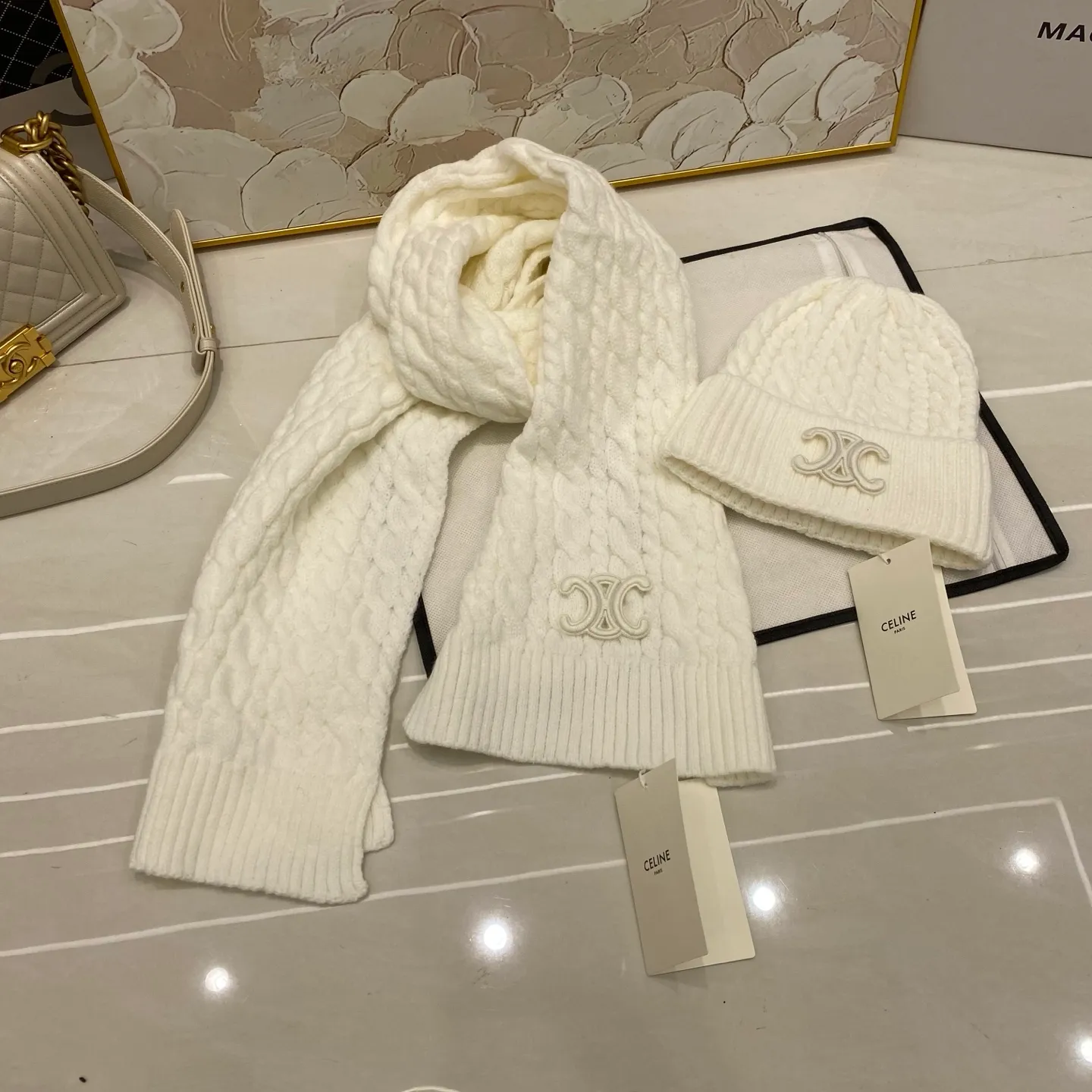 Celine twist cashmere knitted hat + scarf🧣