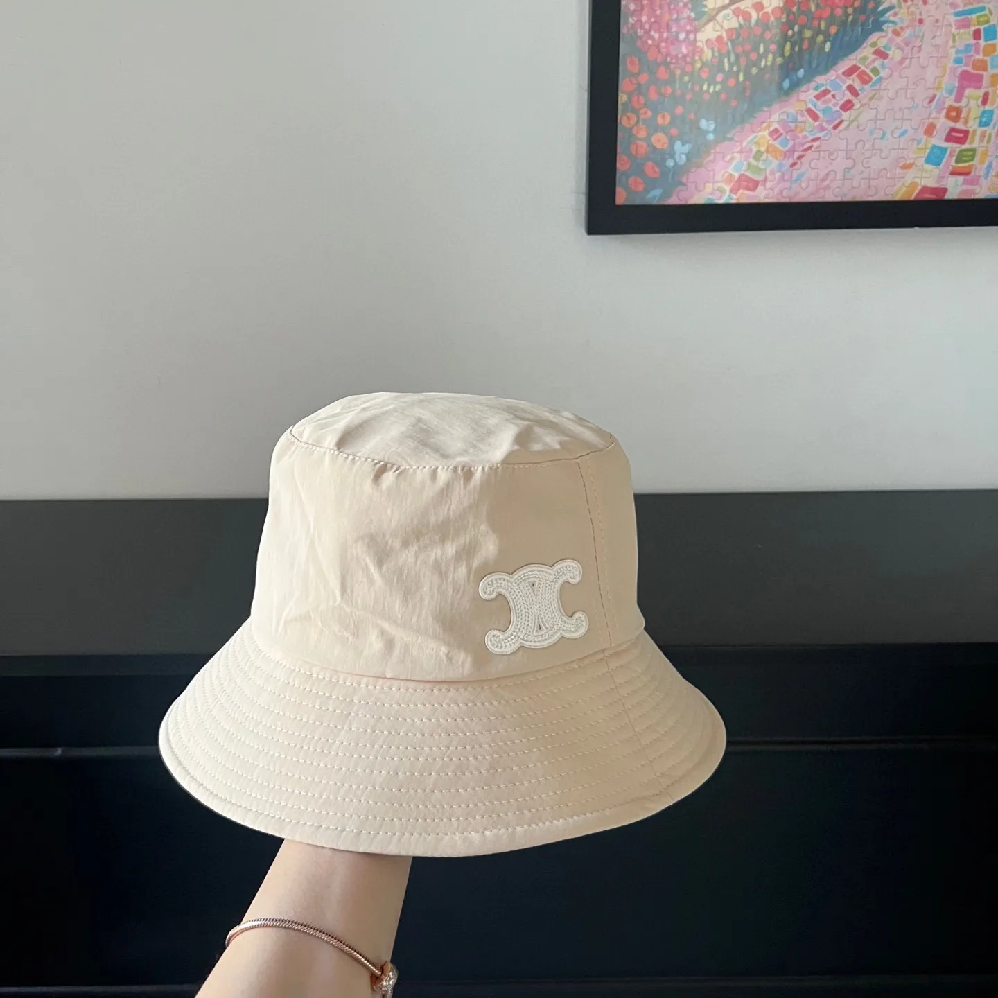 🉐140💛 Comes with dust bag [Celine] 2025 new style simple fisherman hat made of smooth material, unique design ~ versatile for daily use