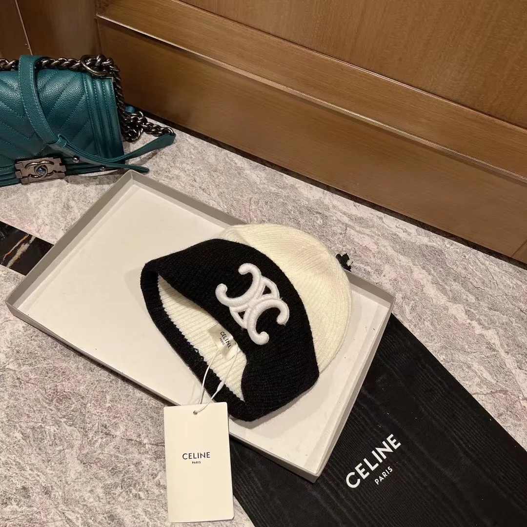 CELINE cashmere knitted hat