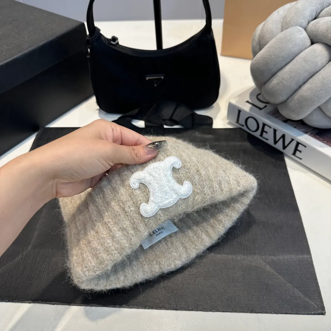 P70 Celine new autumn and winter wool hat, running size, head circumference 57cm