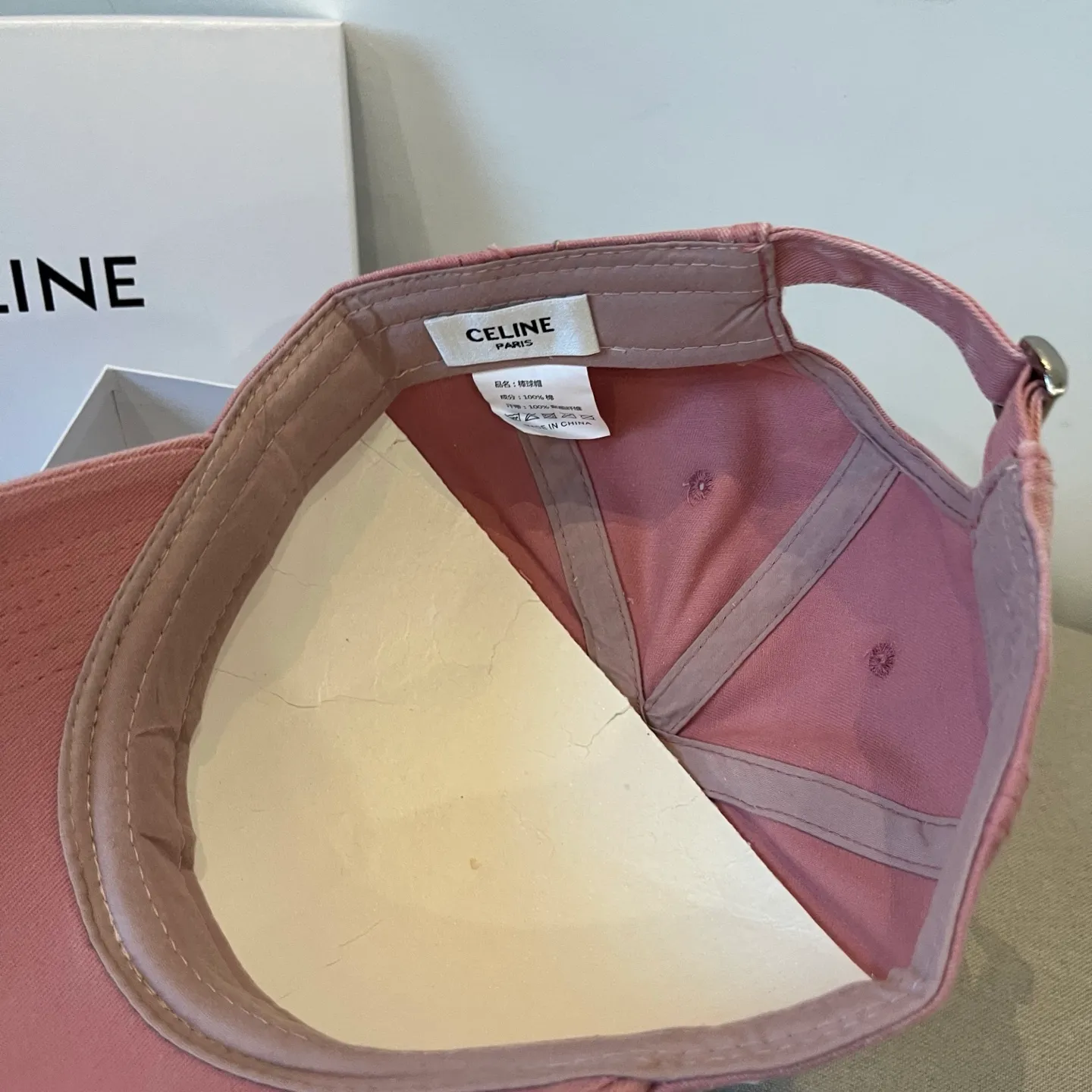 P60 [CELINE Celine] New classic casual and trendy baseball cap🧢Japanese and Korean style, looks great with any combination! A must-have when traveling